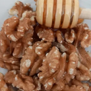 Fondant à la cire d’abeille parfum NOIX ET MIEL Bougie parfumé au parfums de Grasse Orléans Loiret France